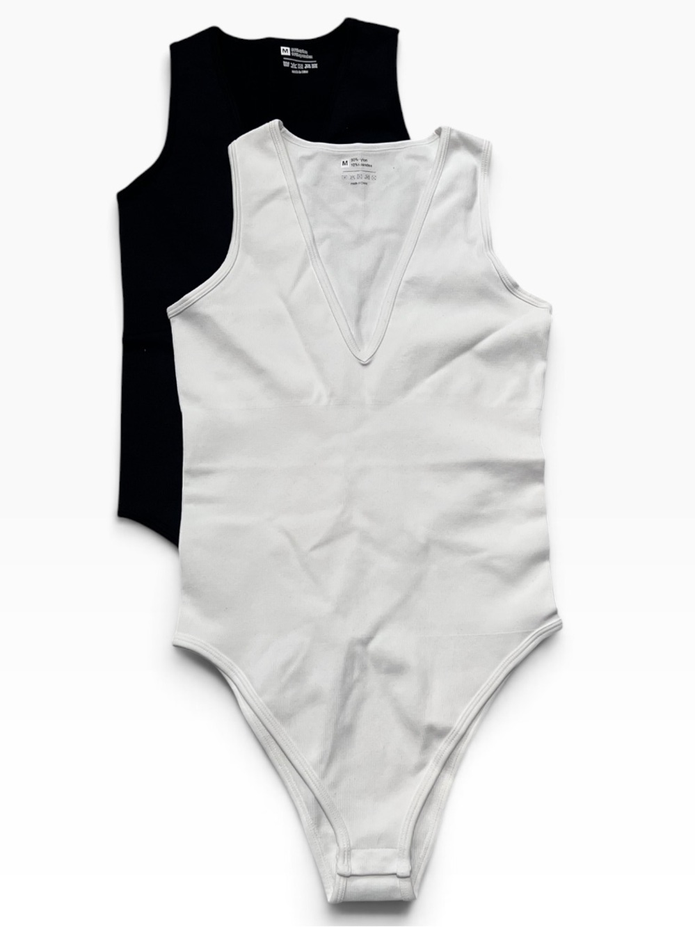 OQQ Ribbed V-Neck Sleeveless Bodysuit Bundle NWOT Size Medium